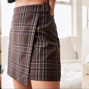 Aritzia plaid skirt